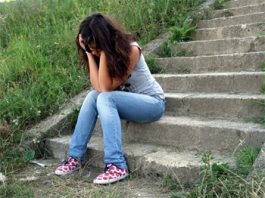 Statistica UNICEF e rusinoasa pentru noi. 8 din 100 minori romani traiesc in saracie. Statistica UNICEF e rusinoasa pentru noi.