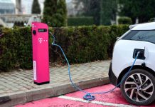 Telekom instaleaza statii de incarcare a masinilor electrice Telekom instaleaza statii de incarcare a masinilor electrice