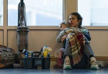 Menajera / Frumosi si destepti – serii Netflix Menajera Frumosi si destepti - serii Netflix