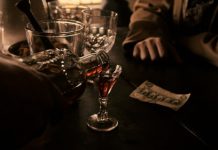 Viciile care au schimbat lumea – History Channel Viciile care au schimbat lumea - History Channel