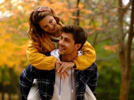 Yalniz Kalpler / Inimi singuratice – din mai pe Acasa TV Yalniz Kalpler Inimi singuratice - din mai pe Acasa TV