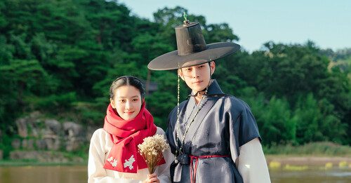 Serial romantic istoric si fantastic: “Frumoasa mincinoasa” la TVR 1 Serial romantic istoric si fantastic “Frumoasa mincinoasa” la TVR 1